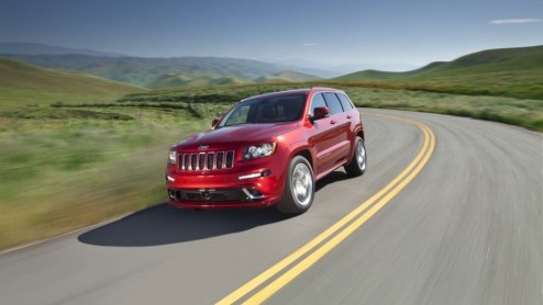 The beast is back. Jeep introduceert tijdens de IAA Frankfurt de Grand Cherokee SRT8 met 6.4 liter Hemi-V8. Met 470 pk nog krachtiger, sneller maar ook zuiniger dan zijn voorganger.