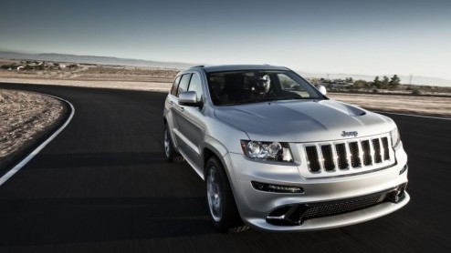 The beast is back. Jeep introduceert tijdens de IAA Frankfurt de Grand Cherokee SRT8 met 6.4 liter Hemi-V8. Met 470 pk nog krachtiger, sneller maar ook zuiniger dan zijn voorganger.