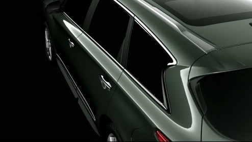 Infiniti plaat opnieuw met hun JX Concept, een nieuwe zevenpersoons crossover. Na een kleine blik op de neus is nu de achterste raamstijl aan de beurt. Puzzelen!