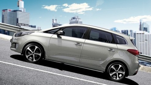 De nieuwe Kia Carens is een echte MPV. Met talloze pluspunten, zoals standaard 7 zitplaatsen.