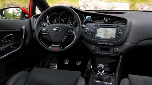 Autotest Kia pro_cee'd GT en cee'd GT, de hot hatches van Kia. Zijn ze echt zo heet?