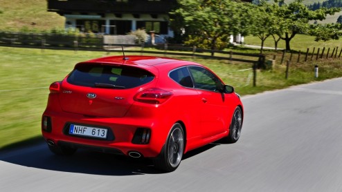 Autotest Kia pro_cee'd GT en cee'd GT, de hot hatches van Kia. Zijn ze echt zo heet?