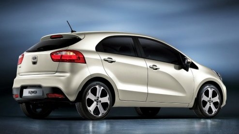 Het voorproeven aan de nieuwe Kia Rio is slechts van korte duur. Voorafgaand aan de onthulling op de Autosalon van Genve is de nieuwe Koreaan al in vol ornaat digitaal te bekijken.