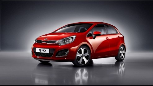De nieuwe Kia Rio komt eind augustus op de markt. Reden voor de importeur om nu alvast de prijzen bekend te maken. De Rio is er vanaf 11.695 euro, de vijfdeurs kost 900 euro meer. Zowel een benzine- a