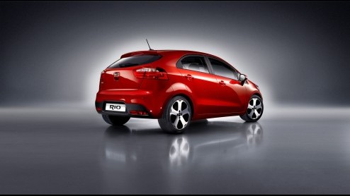De nieuwe Kia Rio komt eind augustus op de markt. Reden voor de importeur om nu alvast de prijzen bekend te maken. De Rio is er vanaf 11.695 euro, de vijfdeurs kost 900 euro meer. Zowel een benzine- a