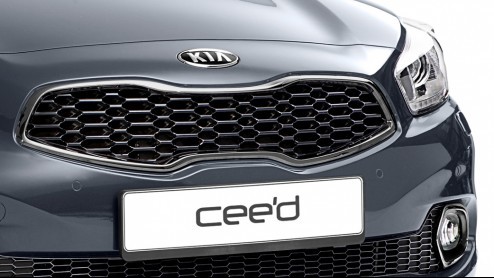 Kia heeft deze week de eerste foto van de nieuwe vijfdeurs cee'd vrijgegeven, die vanaf het tweede kwartaal in de showroom zal staan. Het gamma van de nieuwe cee'd wordt echter al snel uitgebreid met 