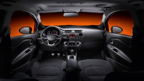 Terwijl de nieuwe vijfdeurs Kia Rio pas net bij de dealer staat beleeft nu de driedeursversie zijn werelddebuut op de IAA. Ook van deze variant heeft Kia hoge verwachtingen; 1 op de 4 Rios zal waarsc