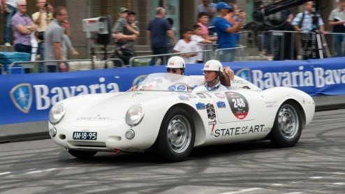 Komende zondag 18 augustus vindt alweer de negende editie plaats van City Racing Rotterdam en het programma is wederom spectaculair. We geven je alvast een voorproefje. Het evenement is voor een groot