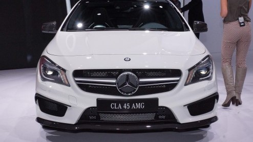 Potige primeurs op de New York Auto Show. Mis ze niet! Tenzij je niet van peekaa's houdt...