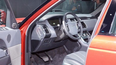 Potige primeurs op de New York Auto Show. Mis ze niet! Tenzij je niet van peekaa's houdt...