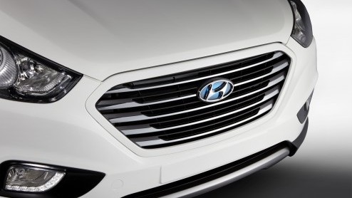 Hyundai maakt zich op voor tweede generatie i-modellen. De Hyundai i10 trapt in oktober 2013 af, gevolgd door de i20 in 2014 en ix35 in 2015. Vanaf 2016 is er de nieuwe Hyundai ix20.