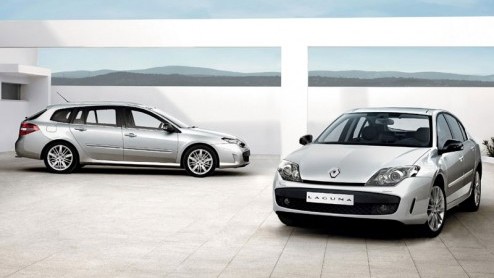 Renault heeft voor de nieuwe Laguna een snelle sportieve GT-uitvoering in gedachten. Om een goed rijgedrag van dit topmodel te garanderen voorzien de technici deze Fransman van vierwielaandrijving. Me
