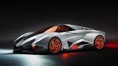 Lamborghini Egoista Concept laat zich zien. Ontworpen door Walter da Silva.