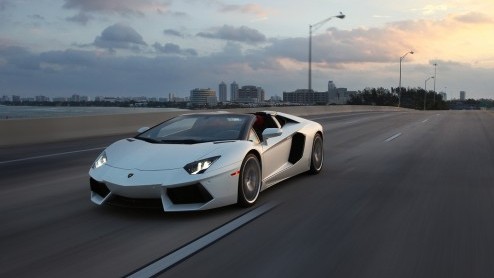 Komende zondag 11 augustus vindt het Nationaal Oldtimer Festival plaats op Circuitpark Zandvoort, waar het 50-jarig jubileum van Lamborghini wordt gevierd.