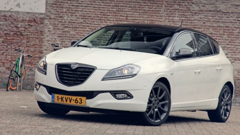 Autotest Lancia Delta S by MomoDesign gereden als 1.4 T-Jet Ecochic, omdat LPG-rijden niet saai hoeft te zijn.