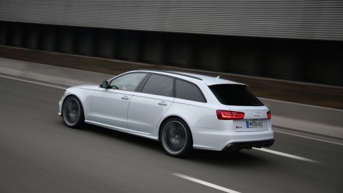 Audi RS6 Avant 4.0 TFSI V8 getest! Van tien naar acht cilinders maar ook sneller en nog brutaler.