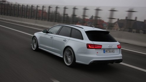 Audi RS6 Avant 4.0 TFSI V8 getest! Van tien naar acht cilinders maar ook sneller en nog brutaler.