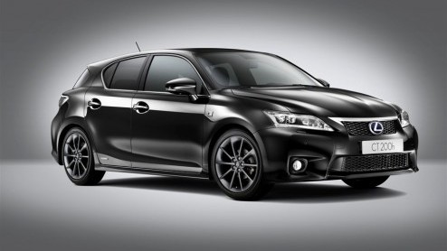 Lexus heeft de sportief uitgevoerde CT 200h F-Sport Line geprijsd. De compacte Lexus hybride staat vanaf 35.490 euro bij de dealer.