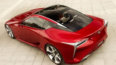 Lexus heeft in Detroit dan eindelijk de LF-LC onthuld. Zoals de teasers al deden vermoeden zijn de Japanners met een hybride sportcoupe naar voren gekomen, gelijnd volgens de nieuwe Lexus-designtaal.