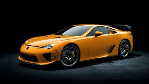 Lexus wilde nog even weten hoe snel de LFA met Nurburgring Package een ronde rijdt op de Nordschleife. Resultaat: 7 minuut 14.64. Een nieuw record.