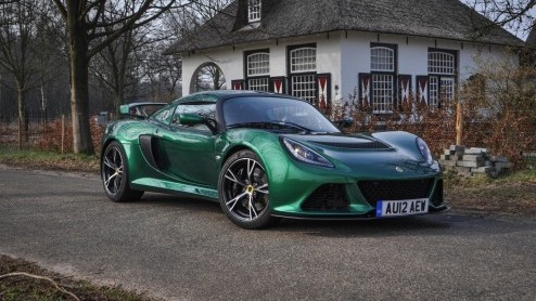 Autotest Lotus Evora S Sports Racer en Lotus Exige S. Beiden met een 3.5 liter V6, maar qua rijden een wereld van verschil.