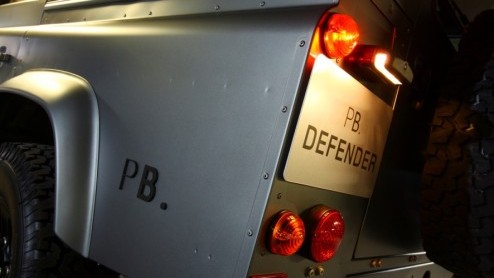 Opnieuw heeft de samenwerking tussen Land Rover en Piet Boon een uniek model opgeleverd: de Land Rover Defender 110 by Piet Boon. Bij voldoende belangstelling wordt een gelimiteerde serie in de showro