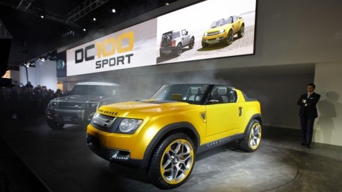 Als Land Rover aankondigt over een nieuwe Defender na te denken doen de Britten het meteen goed. Op de IAA staan niet en maar twee studiemodellen die verwijzen naar het productiemodel dat in 2015 op 