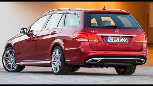 Begin januari ziet de vernieuwde Mercedes-Benz E-klasse het levenslicht. De Duitsers hebben eerder al een teaservideo de deur uit gedaan en nu zijn de persfotos onbedoeld op internet beland.