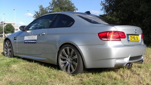 Hoewel we vorige maand hebben kunnen genieten van de BMW 335i Cabriolet, begon het baas-boven-baas gevoel nu al te kriebelen. Een 335i is leuk, maar we weten allemaal dat BMW nog meer in petto heeft,
