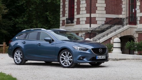 De nieuwe Mazda6 is de tweede nieuwe Mazda ontwikkeld volgens de efficiente SkyActiv-filosofie van het merk. Betekent dat de Mazda6 in navolging van de CX-5 ook het zakelijke segment kan gaan opschudd