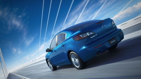 Mazda maakt zich op voor de introductie van SkyActiv aandrijflijnen, chassis en transmissies. Op de New York Auto Show presenteerde het merk een gefacelifte (Amerikaanse) Mazda3 met een deel van die t