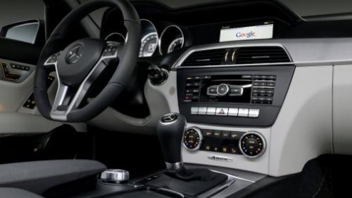 Gorden Wagener, designchef bij Mercedes, vertelt in een interview met Automotive News dat Daimler een voortrekkersrol wil vervullen als het gaat om internetdiensten voor de auto. Hij ziet wel markt in