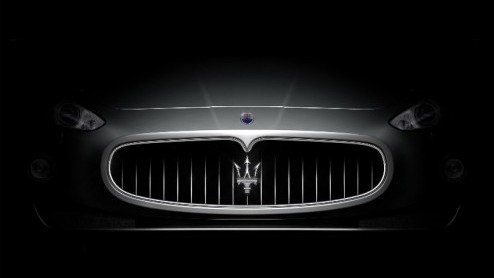 Maserati doet de laatste tijd goede zaken. Het merk heeft winst geboekt en de vooruitzichten zijn rooskleurig. Nu begint het gevoel te kriebelen om een nieuw  kleiner  model Maserati te gaan ontwikk