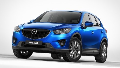 Daar is ie dan. Nou ja, bijna. Mazda toont volgende maand op de IAA Frankfurt de nieuwe CX-5 en stuurt bij dit bericht alvast een eerste foto mee. De compacte crossover profiteert volledig van SkyActi