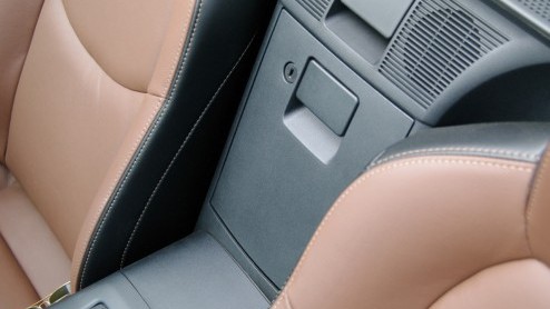 Autotest vernieuwde Mazda MX-5 model 2013 in de smakelijke Hanabi-uitvoering.