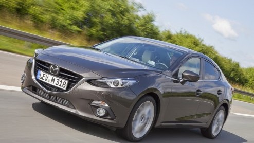 Mazda heeft een prijskaartje gehangen aan de Mazda3 Sedan. Tevens komt de fabrikant met aantrekkelijke Skylease uitvoeringen voor zowel de Mazda3 Hatchback als Sedan.
