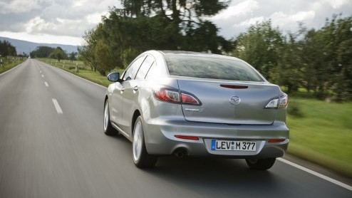 Het is even goed kijken, maar Mazda heeft de Mazda3 vernieuwd. Het bestverkochte model is in alle opzichten ietsje bijgeschaafd en kan nu bij zakelijk gebruik ook met 20% bijtelling worden gereden. Da