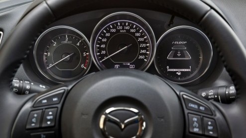 De nieuwe Mazda6 is de tweede nieuwe Mazda ontwikkeld volgens de efficiente SkyActiv-filosofie van het merk. Betekent dat de Mazda6 in navolging van de CX-5 ook het zakelijke segment kan gaan opschudd