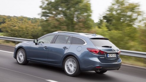 De Nederlandse Mazda-importeur heeft er alles aan gedaan om de nieuwe Mazda6 nog dit jaar naar ons land te halen. Tot het eind van het jaar valt de Mazda6 Sportbreak namelijk in de categorie voor 20% 