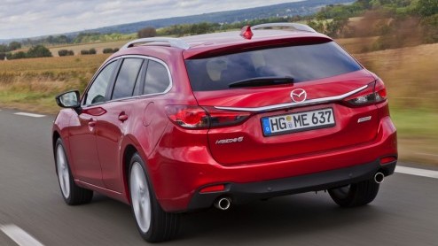 De nieuwe Mazda6 is de tweede nieuwe Mazda ontwikkeld volgens de efficiente SkyActiv-filosofie van het merk. Betekent dat de Mazda6 in navolging van de CX-5 ook het zakelijke segment kan gaan opschudd