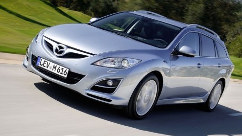 Mazda start het jaar 2012 met prijsverlagingen, je leest het goed. De Mazda5 en Mazda6 zijn permanent tot zon 2500 euro goedkoper geworden, en dat geldt voor vrijwel alle uitvoeringen.
