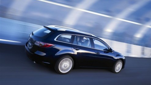 Mazda heeft voor stationwagon liefhebbers van het merk goed nieuws. De nieuwe Mazda6 Sportbreak komt een maand eerder dan gepland naar Nederland. De dynamische Sportbreak staat eind februari bij de de