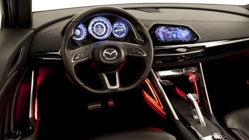 Tijdens de Autosalon presenteert Mazda de wereldpremire van een compacte crossover. De Mazda Minagi concept car belichaamt als compacte crossover Mazdas nieuwe SkyActiv technologien en de nieuwe Ko