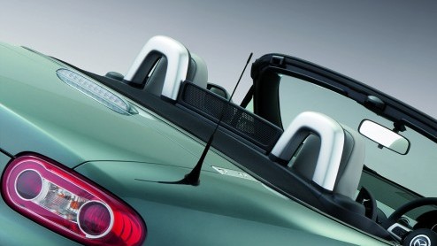 Mazda heeft met dankzij Nederlandse primeurs op de AutoRAI 2011 een MX-5 feestje in petto met het speciale MX-5 Superlight showmodel en de exclusief leverbare MX-5 Kaminari uitvoering. Ook schijnt Maz