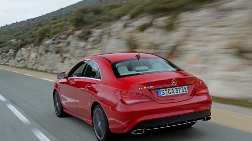 Autotest Mercedes-Benz CLA 200/250/220 CDI, de nieuwe vierdeurscoupe van Mercedes-Benz.