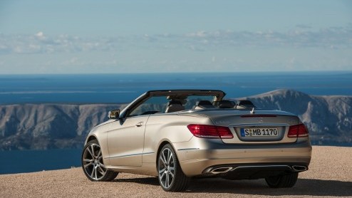 In navolging van de E-Klasse Limousine en Estate vindt in mei ook de Coupe en Cabriolet hun weg naar de dealer.