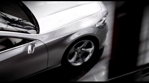 Mercedes gunt ons alvast een blik op de op stapel staande S-klasse Coup aan de hand van een serie schetsen. De opvolger van de CL zal vermoedelijk als studiemodel op de IAA worden gepresenteerd.