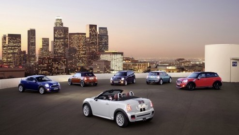 Mini komt met najaarsvoordeel op de proppen. Tot het einde van 2012 zijn een aantal optiepakketten voor alle modellen sterk in prijs verlaagd; de geselecteerde pakketten kosten namelijk nog maar 299 e
