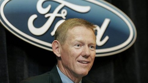 Ford heeft bij monde van topman Alan Mulally bekend gemaakt het dochtermerk Volvo voorlopig niet te willen verkopen. In plaats daarvan kiest men voor aanpassing van kostenstructuur en merkpositionerin