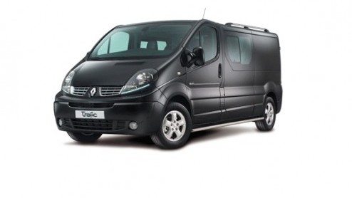 Renault heeft tijdelijk twee Black Editions in de showroom van bedrijfswagens staan. De Kangoo, Kangoo MAXI en Trafic zijn getooid in een extra zwart jasje, al dan niet verder aangekleed met een Black